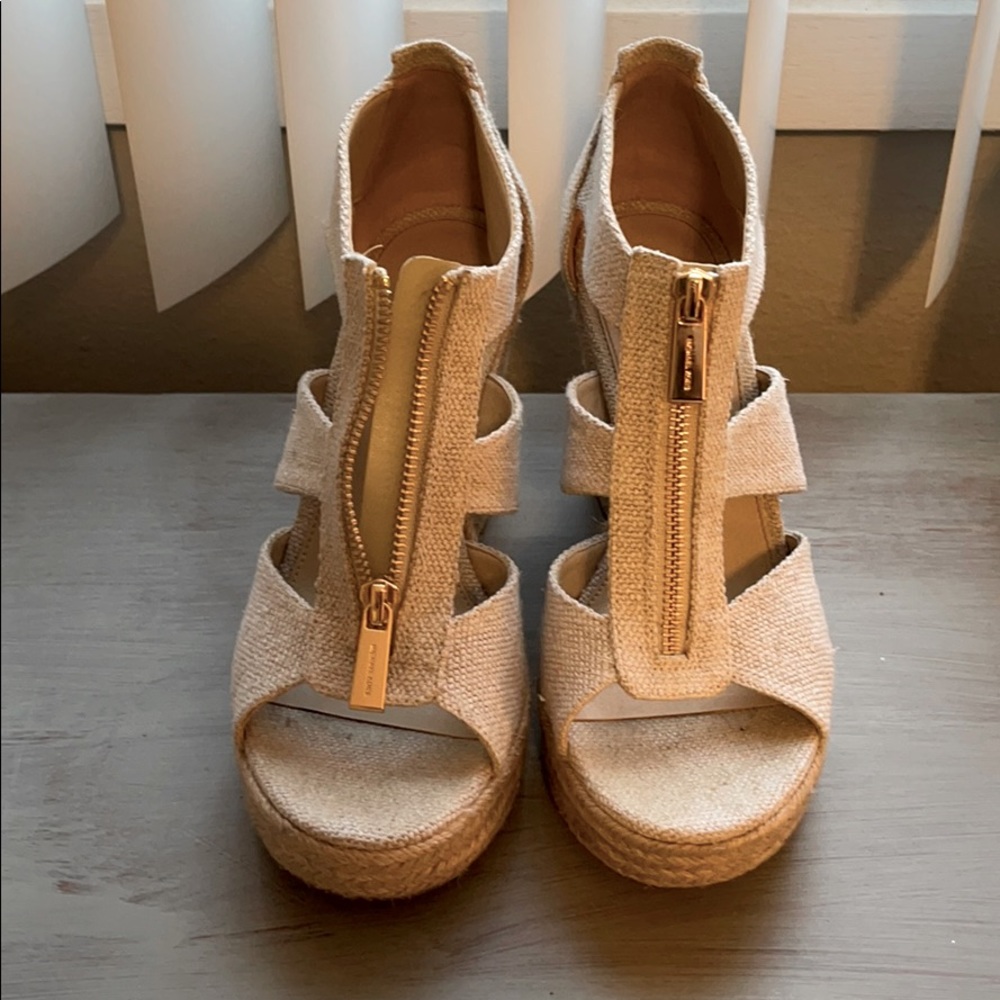 Michael Kors wedge shoes - Picture 2 of 4